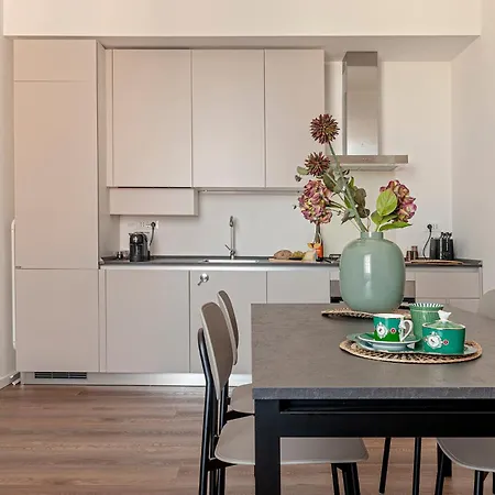 Waves Of New Modern Apartment Livorno